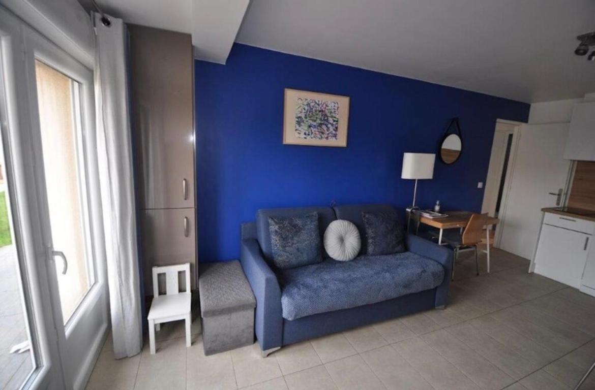 Appartement Cambita Монтеврен Екстериор снимка